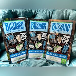 Blizzard Entertainment Series 5 badge booster pack 3-pack NEW